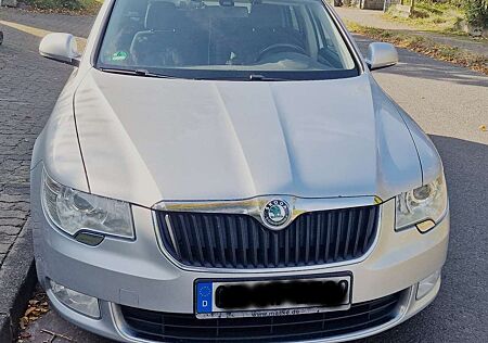 Skoda Superb Combi 2.0 TDI DSG Ambition