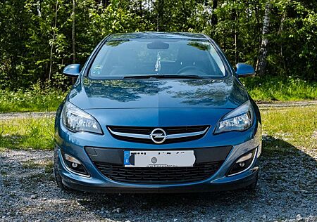 Opel Astra +1.4+Turbo+150+Jahre+