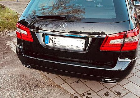 Mercedes-Benz E 220 CDI BlueEfficiency (212.202)