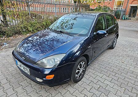 Ford Focus 1.6 Klima