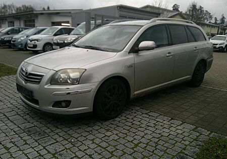 Toyota Avensis 2.2 D-CAT Sol - Tüv 12.2024. - AHK - Klima -