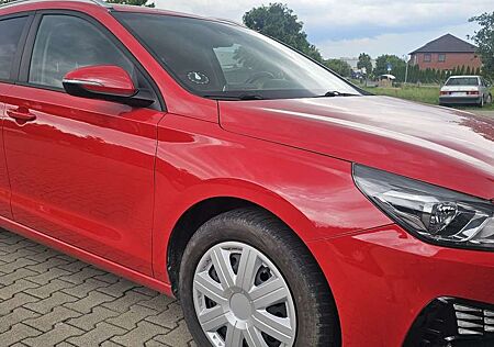 Hyundai i30 1.0 Automatikgetriebe Tüv neu