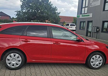 Hyundai i30 1.0 Automatikgetriebe Tüv neu