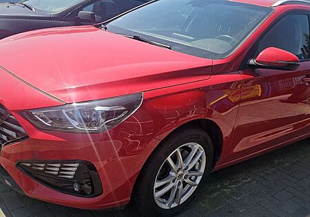 Hyundai i30 1.0 Automatikgetriebe Tüv neu