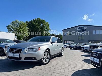 Volvo V70 2.4 D5 Kinetic/S-Heft/5 Zylinder