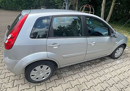 Ford Fiesta 1.4 Ghia