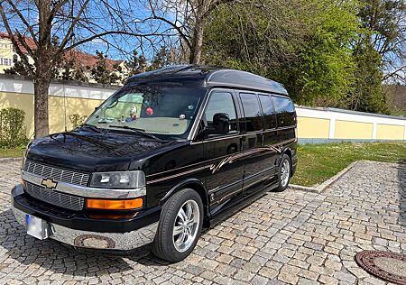 Chevrolet Express Explorer SE