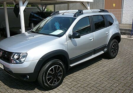 Dacia Duster 1.Hand,Scheckheft,Allrad,Navigation,Klima,PDC,usw!