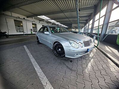 Mercedes-Benz E 320 Avantgarde