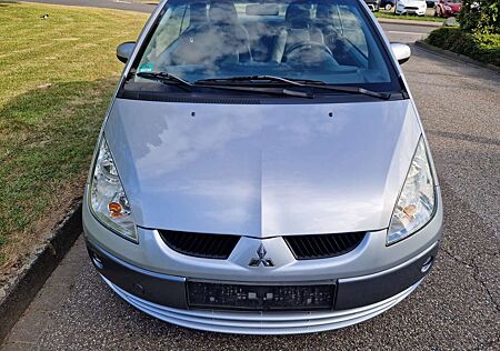 Mitsubishi Colt Invite