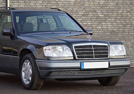 Mercedes-Benz E 220 GUTACHTEN 2+, Kombi S124, 220TE, W124 E220T, 124