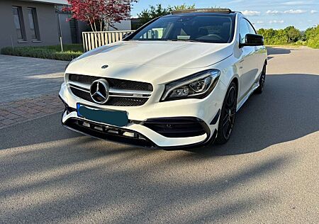Mercedes-Benz CLA 45 AMG 12 MONATE GARANTIE, Service und TÜV NEU