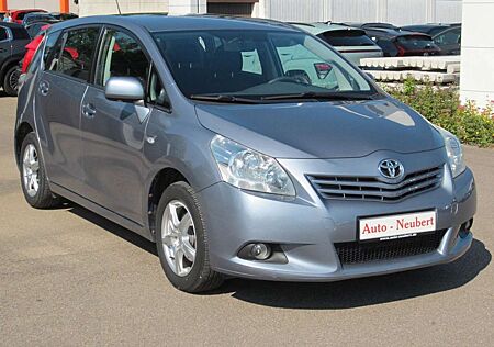 Toyota Verso Life