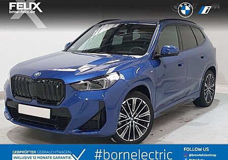 BMW iX1 xDrive30 M SPORTPAKET+20"ALU+HEAD UP+HARMAN/KARDON