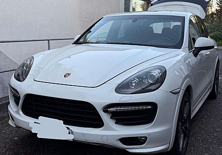 Porsche Cayenne GTS