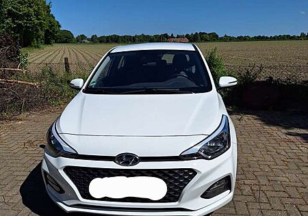 Hyundai i20 blue 1.0 T-GDI Trend