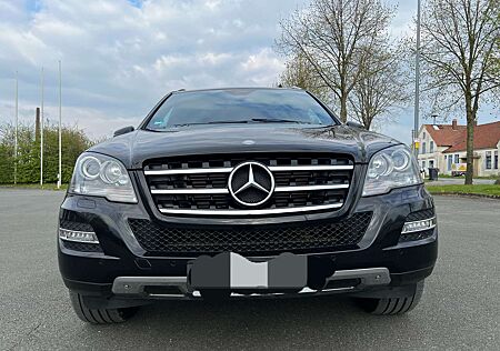 Mercedes-Benz ML 350 CDI 4Matic 7G-TRONIC DPF Grand Edition