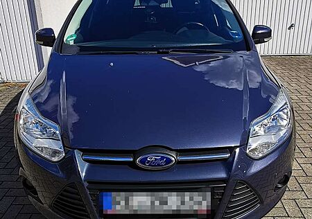 Ford Focus Turnier 1.6 TDCi ECOnetic 99g Start-Stopp-Sy Champ