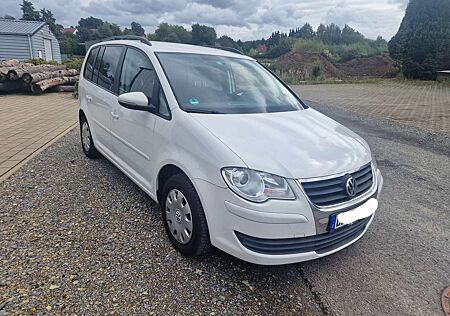 VW Touran Volkswagen 1.4TSI Trendline Tüv 08.26 sehr viel Neu