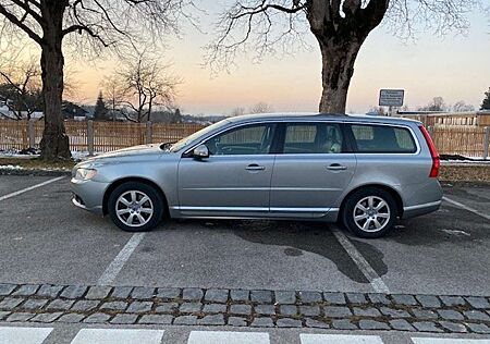 Volvo V70 D5 AWD Aut. Summum