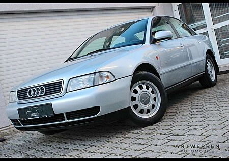 Audi A4 *B5*2,6*Limo*V6*Automatik*Dt.Fzg.*AHK*Velour*