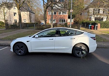 Tesla Model 3 Langstreckenbatt. RWD Hinterradantrieb Business