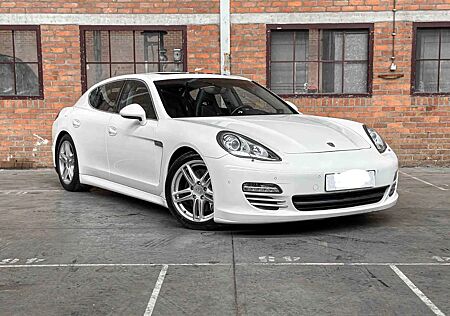 Porsche Panamera 4S PDK