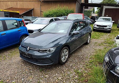 VW Golf Volkswagen VIII Variant Life eTSI AHK