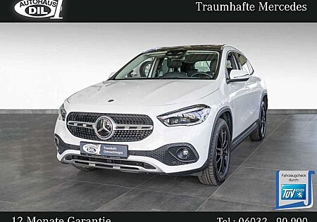 Mercedes-Benz GLA 250 e 8G-DCT *R-KAMERA*Distr+*PANO*AMBIENTE*