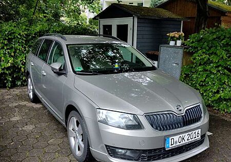 Skoda Octavia Combi 1.6 TDI (Green tec) DSG Style