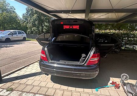 Mercedes-Benz C 180 C-Klasse Kompressor BlueEFFICIENCY Avantgarde