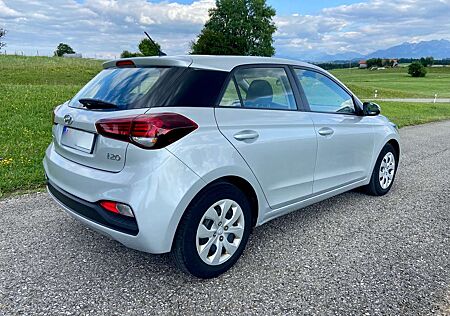 Hyundai i20 Select Klima
