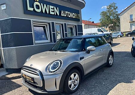 Mini Cooper Essential Trim "I.Hand"