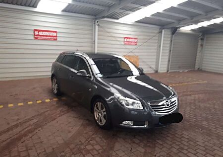 Opel Insignia 2.0 CDTI Sports Tourer Sport