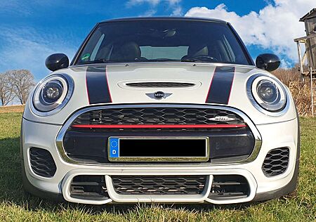 Mini John Cooper Works mit Panorama - Glas-Schiebdach