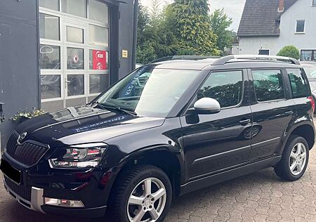Skoda Yeti 1.4 TSI Active/12 Monate Garantie/1.Hand