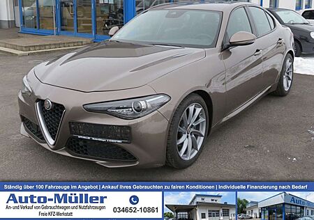 Alfa Romeo Giulia Super Advanced Effi. Bi-Xenon Navi Kamera Leder