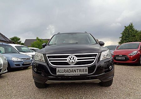 VW Tiguan Volkswagen Track