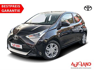 Toyota Aygo AYGO 1.0 x-play Team D Android Apple DAB Kamera