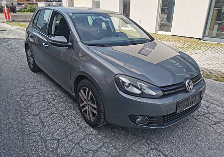 VW Golf Volkswagen 1.2 TSI Trendline