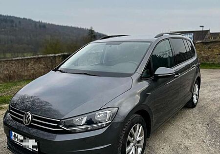 VW Touran Volkswagen 1.6 TDI SCR (BlueMotion Technology) Comfortline