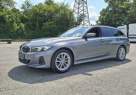 BMW 320 d xdrive Touring DAB AHK Navi SHZ Garantie 1.Hand