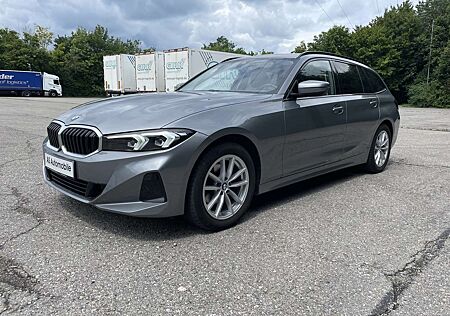 BMW 320 d xdrive Touring DAB AHK Navi SHZ Garantie 1.Hand