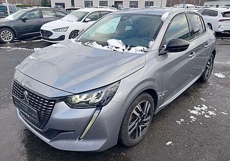 Peugeot 208 1.2 Allure*LED*NAVI*SITZHZG*TEMPOMAT*PDC