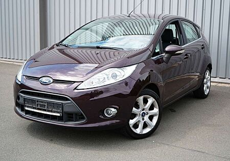 Ford Fiesta Titanium Klima Sitzheizung 8 Fach bereift