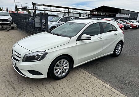 Mercedes-Benz A 180 BlueEfficiency RFK/ Bi-Xenon/ PDC/Leder