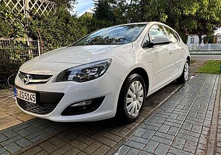 Opel Astra Selection