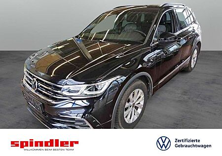 VW Tiguan Volkswagen R-Line 2.0TDI DSG/ Navi, Matrix, ParkAssi