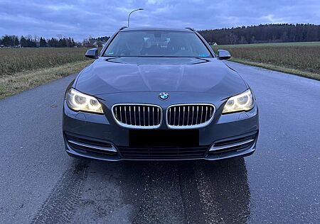 BMW 518 d Touring Aut. Leder SH 2H PDC SHZ Keyless Ambient