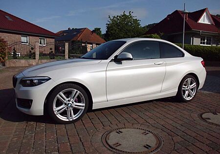 BMW 218i 218 Coupe Advantage